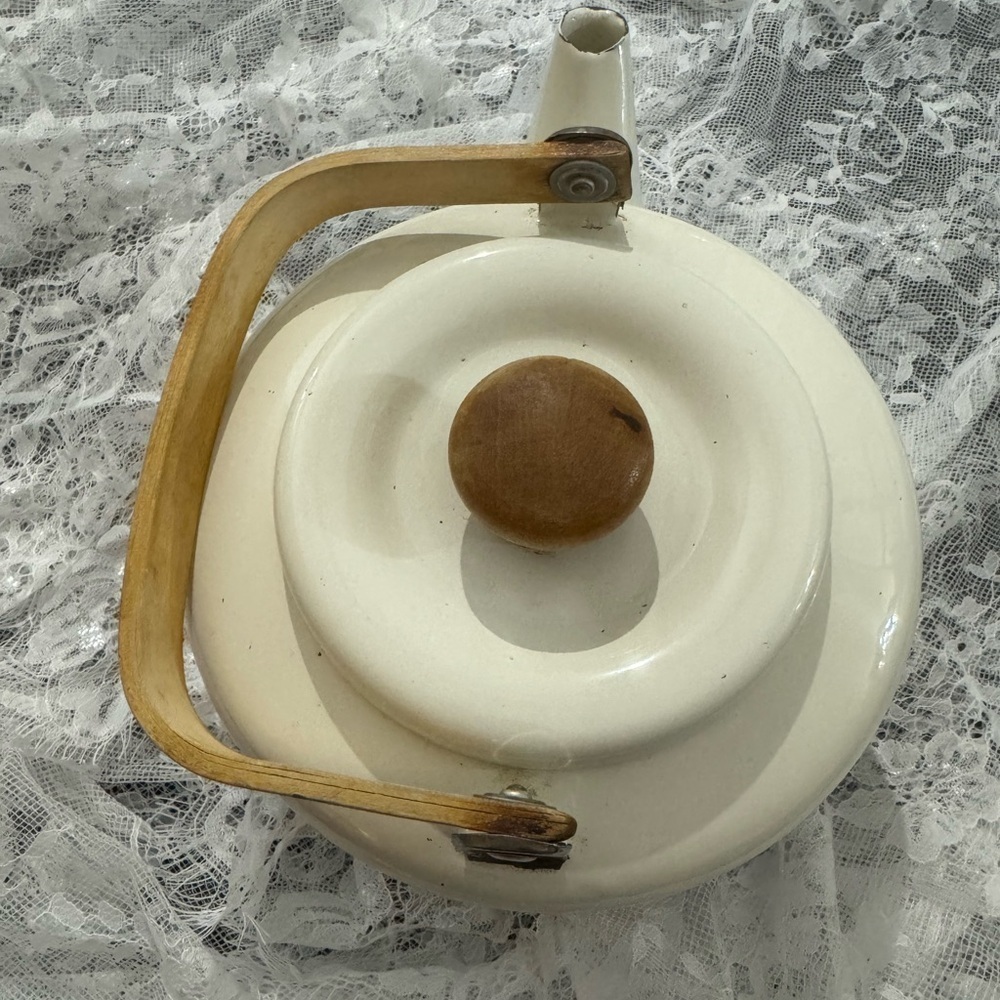 VTG Floral MCM Enamel Wood Handle Teapot Kettle Cottagecore Shabby Chic Patina - Picture 9 of 16